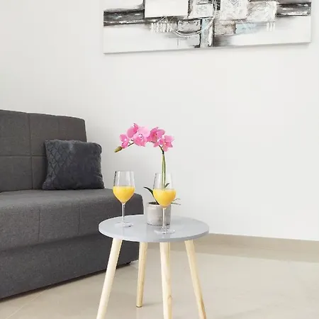 White Apartment Pula