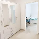 White Appartement *